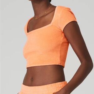 NWT ALO Yoga Terry Beachside Short Sleeve Crop Top Cantaloupe Orange size L